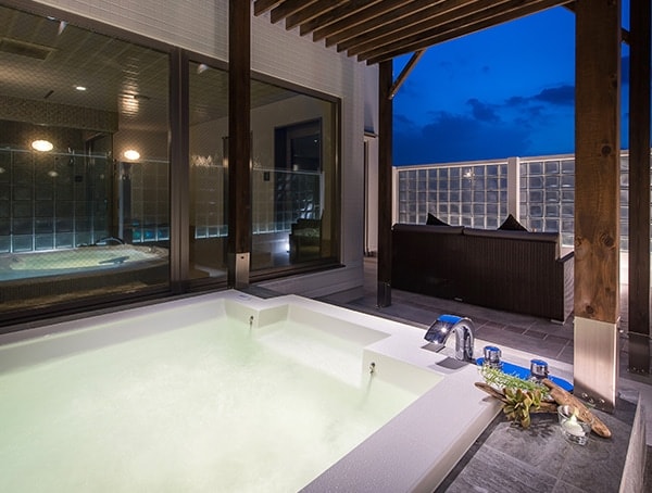 露天風呂の画像